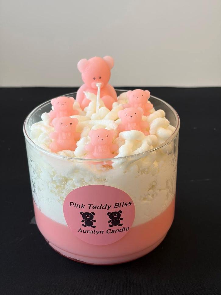 Handmade Candle-Pink Teddy Bliss Cup Candle, Huis en Inrichting, Woonaccessoires | Kandelaars en Kaarsen, Nieuw, Kaars, Wit, Overige kleuren