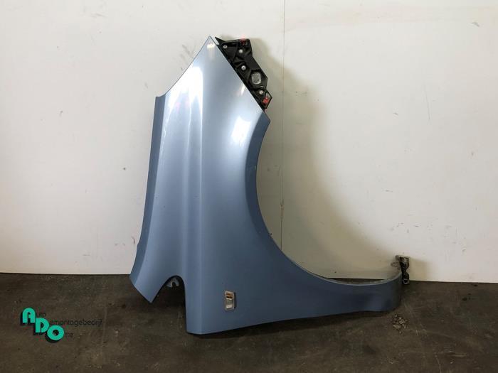 Aile avant droite d'un Opel Corsa (Corsa D 07-) (Z21C), Autos : Pièces & Accessoires, Carrosserie & Tôlerie, Opel, Utilisé, 3 mois de garantie