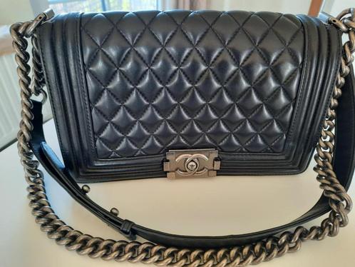Chanel Boy schoudertas, Handtassen en Accessoires, Tassen | Damestassen, Nieuw, Schoudertasje, Zwart, Ophalen of Verzenden