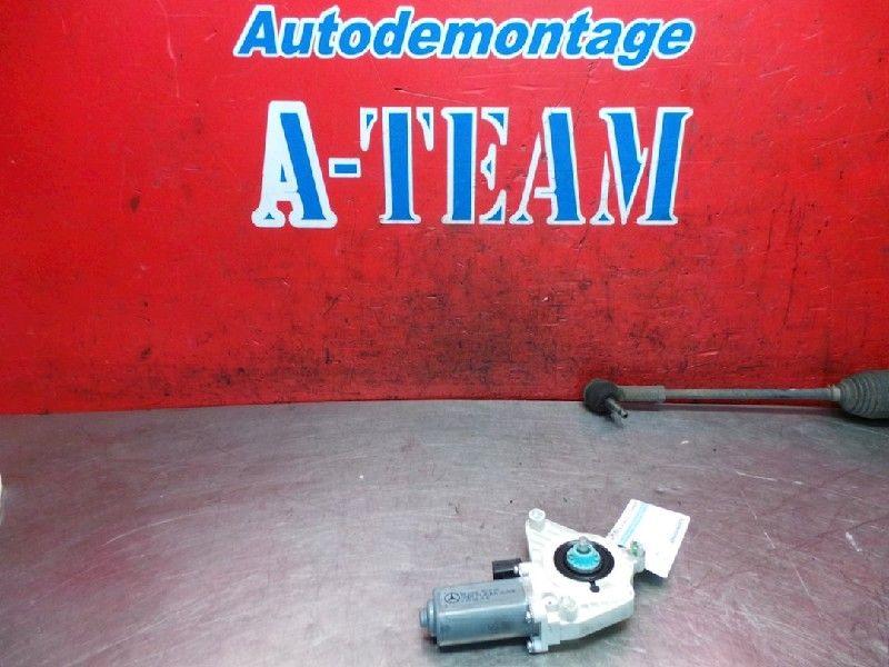 MOTEUR LEVE VITRE ELECTRIQUE A (W169) (A1698201542), Utilisé, Mercedes-Benz