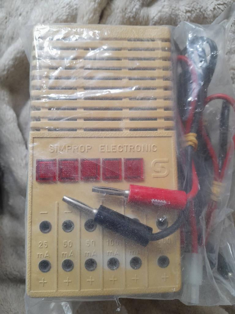 Diverse vintage opladers, Hobby en Vrije tijd, Ophalen, Zo goed als nieuw, Overige typen, Overige merken