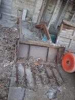 Frontlader Deutz, Zakelijke goederen, Ophalen