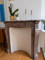 Open haard in rood marmer, Ophalen