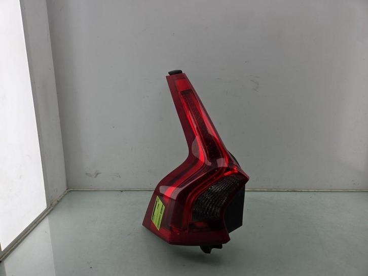 FEU ARRIÈRE GAUCHE V60 I (FW / GW) (|31395928|31214963|), Autos : Pièces & Accessoires, Éclairage, Volvo, Utilisé