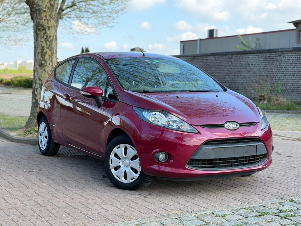 Ford Fiesta, Autos, Ford, Particulier, Fiësta, Bluetooth, Essence, Euro 5, Hatchback, 5 portes, Boîte manuelle, Beige, Tissu, Enlèvement