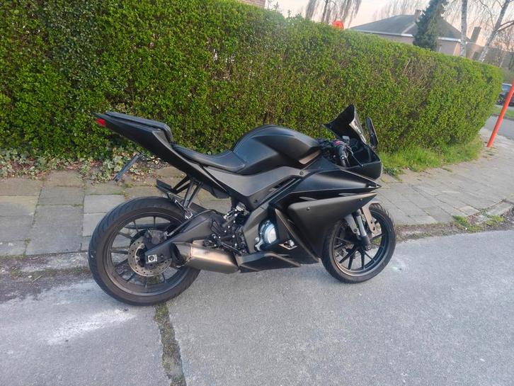 Pot d'échappement Akrapovic Yamaha YZFR 125cc 2015, Motos, Motos | Yamaha, Particulier, Enlèvement ou Envoi