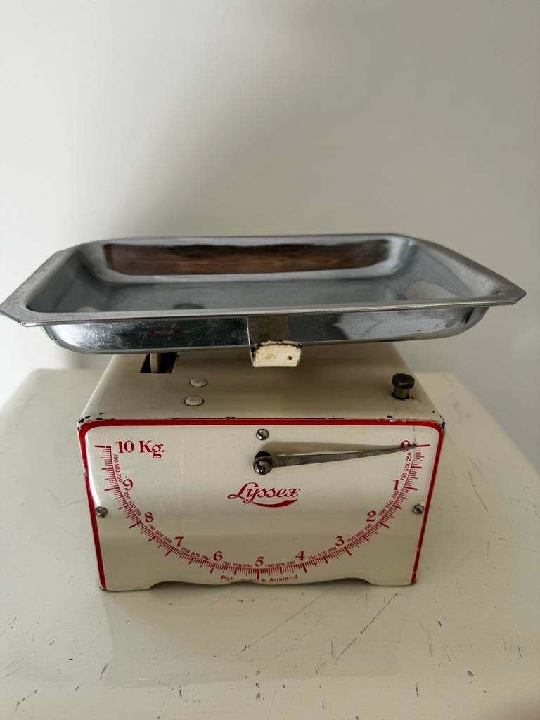 Mooie vintage weegschaal. Merk lyssex engeland, Ophalen of Verzenden, Zo goed als nieuw, Rood
