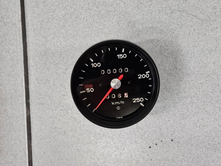 Divers Compteur Porsche 911 Type F, Autos : Pièces & Accessoires, Tableau de bord & Interrupteurs, Porsche
