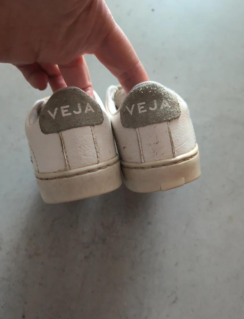 Veja sneaker maat 25, Kinderen en Baby's, Kinderkleding | Schoenen en Sokken, Ophalen of Verzenden
