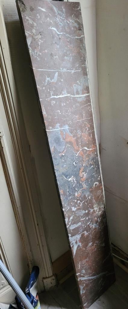 Marmeren tablet 149 x 26 x 1.8 cm, Enlèvement