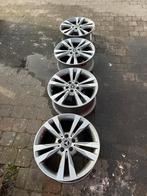 Mercedes 18 inch velgen breedset, Auto diversen, Wieldoppen, Ophalen, Zo goed als nieuw