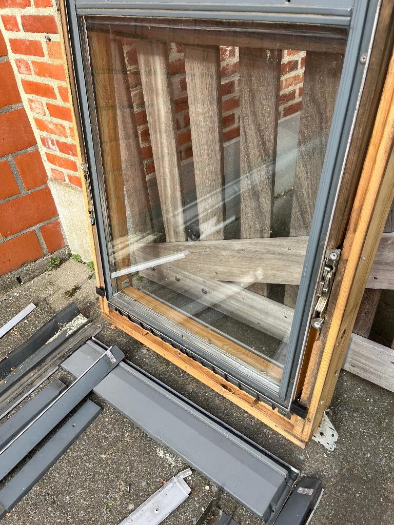 Velux dakraam, Bricolage & Construction, Enlèvement, Utilisé, Lucarne, Double vitrage