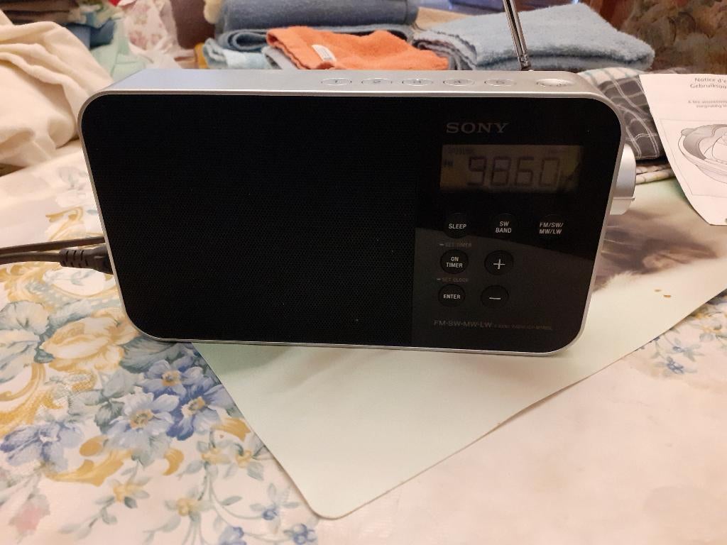draagbare radio Sony met handleiding, Ophalen, Zo goed als nieuw, Radio