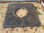 Gietijzeren boomroosters / boomvlonders . 150 x 150 cm, Ophalen, Zo goed als nieuw