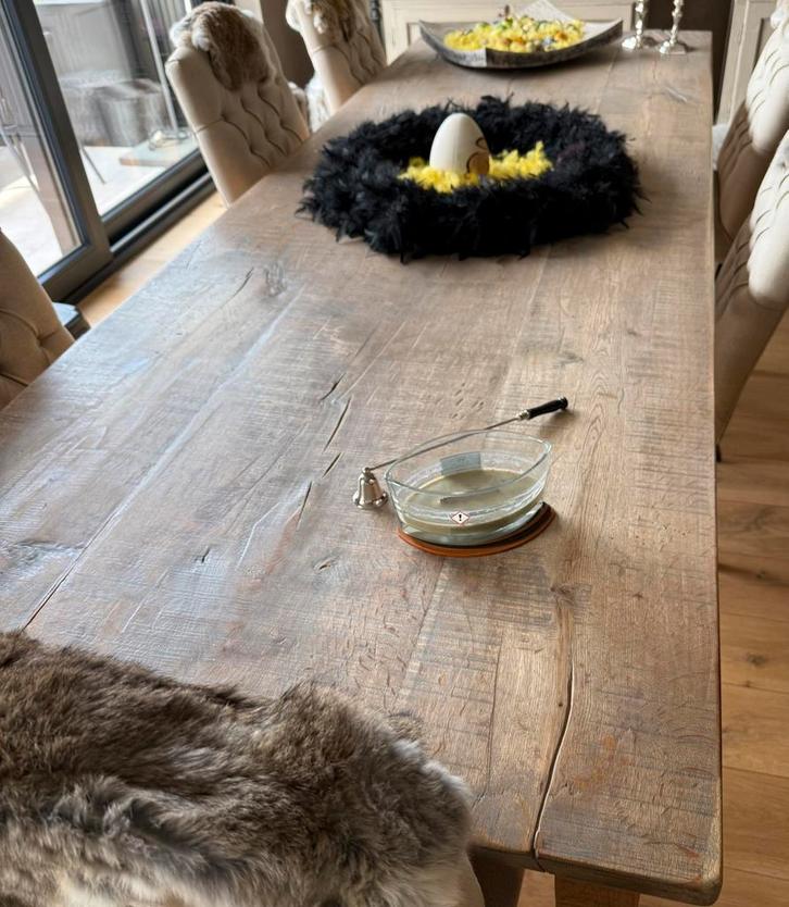 Echte eiken tafel door bekend iemand gemaakt ... ., Maison & Meubles, Tables | Tables à manger, Comme neuf, Enlèvement