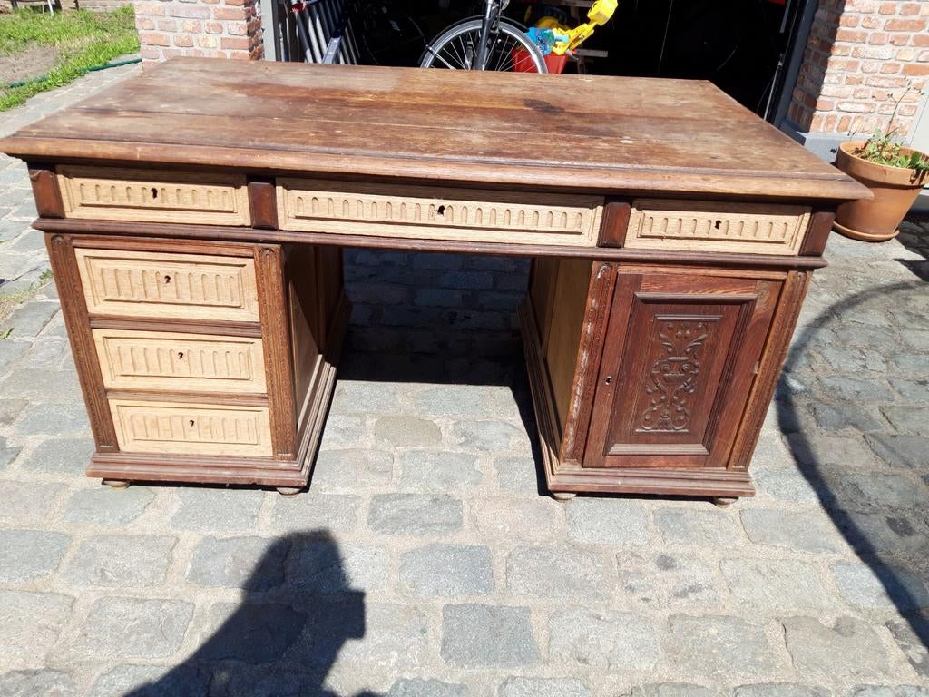 Oude Mechelse bureau deels opgekuist, Huis en Inrichting, Ophalen, Gebruikt, 100 tot 150 cm, 75 tot 100 cm