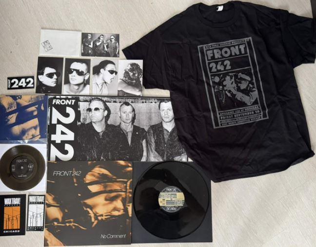 Front 242 No Comment Propaganda Unit Bundle, Cd's en Dvd's, Vinyl | Pop, Nieuw in verpakking, Limited edition, Overige formaten