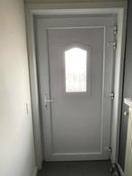 Pvc voordeur en garagepoort, Doe-het-zelf en Bouw, Deuren en Vliegenramen, Ophalen, Zo goed als nieuw