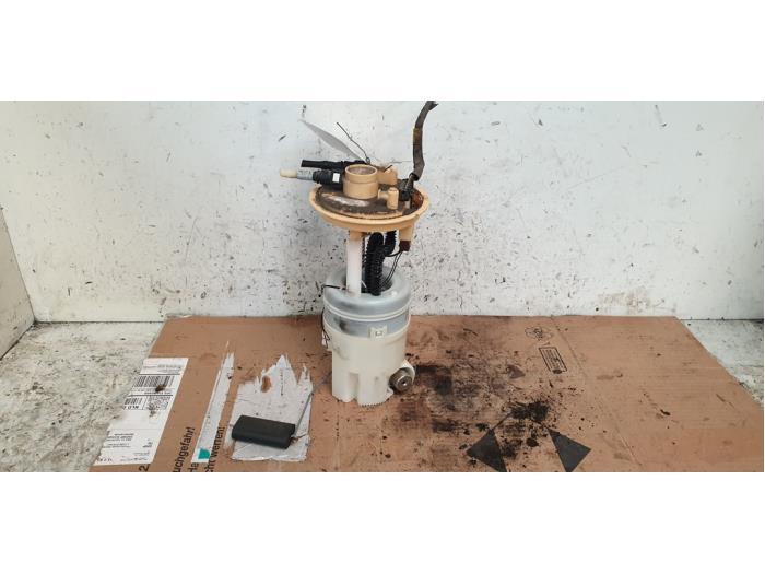Benzinepomp van een Mitsubishi Colt, Gebruikt, -, -, Ophalen of Verzenden