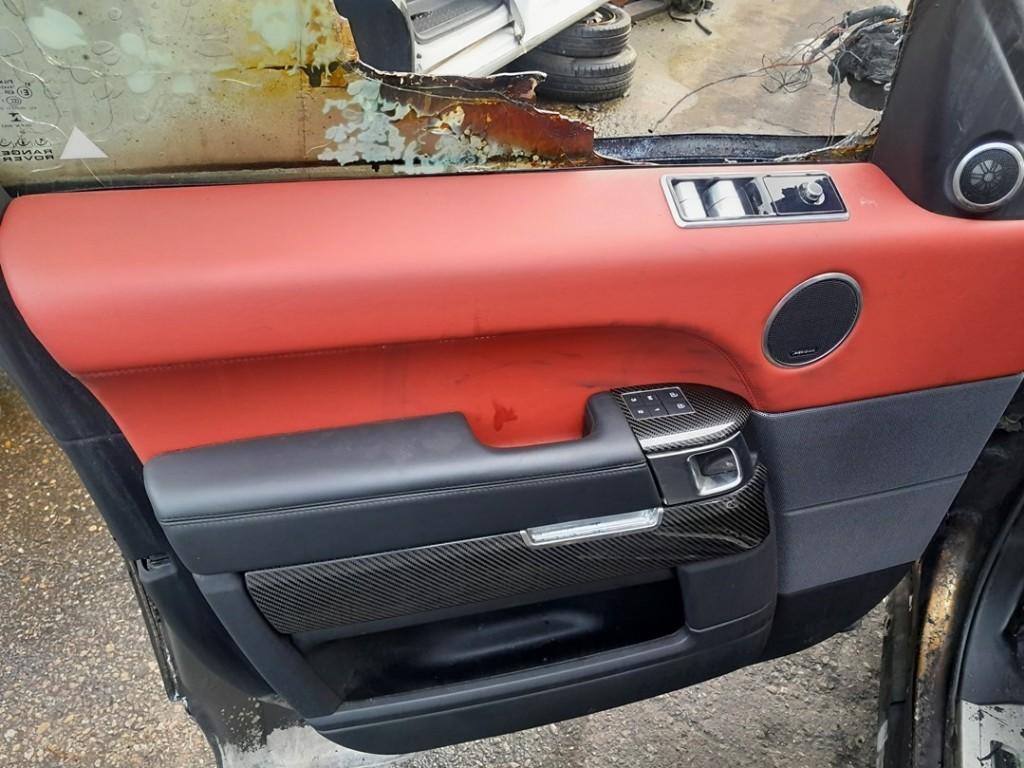 PANNEAU DE PORTE AVANT GAUCHE Range Rover Sport (LW), Autos : Pièces & Accessoires, Utilisé, Land Rover