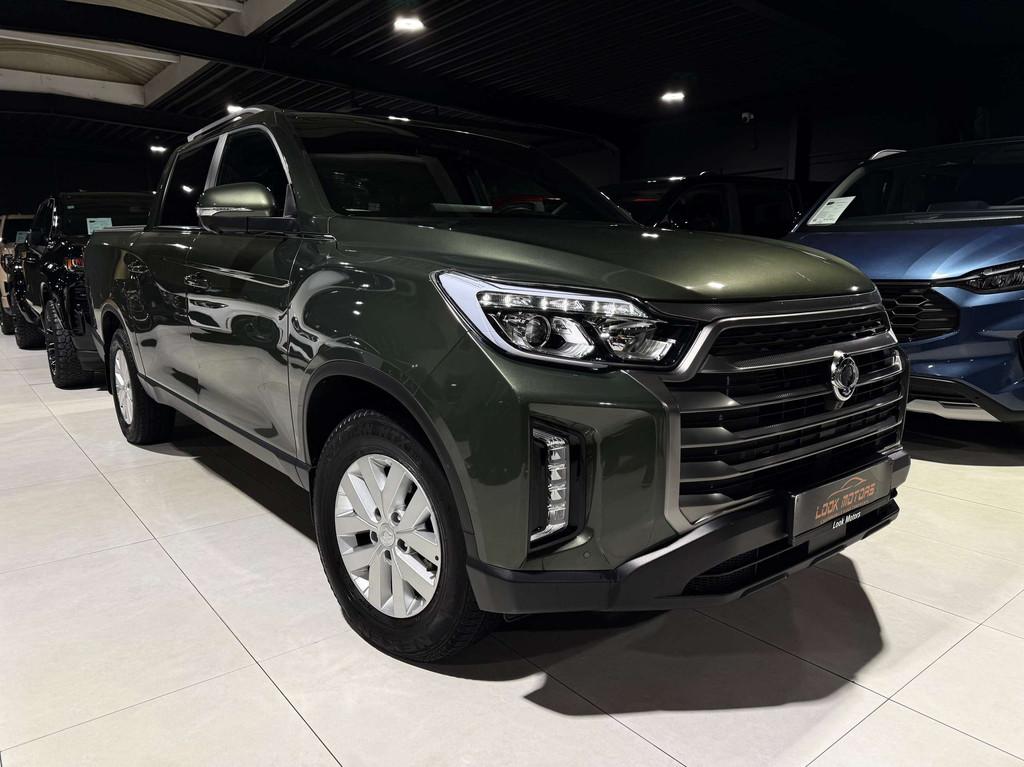 SsangYong Musso GRAND MUSSO 2.2 Turbo e-Xdi 4WD Auto. 203cv, Auto's, SsangYong, 4 deurs, 2157 cc, Gebruikt, 4 cilinders