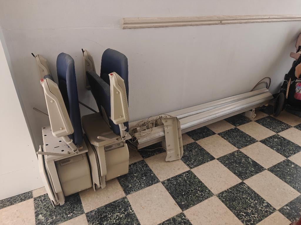 Traplift Stannah – Monte-escalier Stannah – fonctionnel, Diversen, Ophalen, Gebruikt