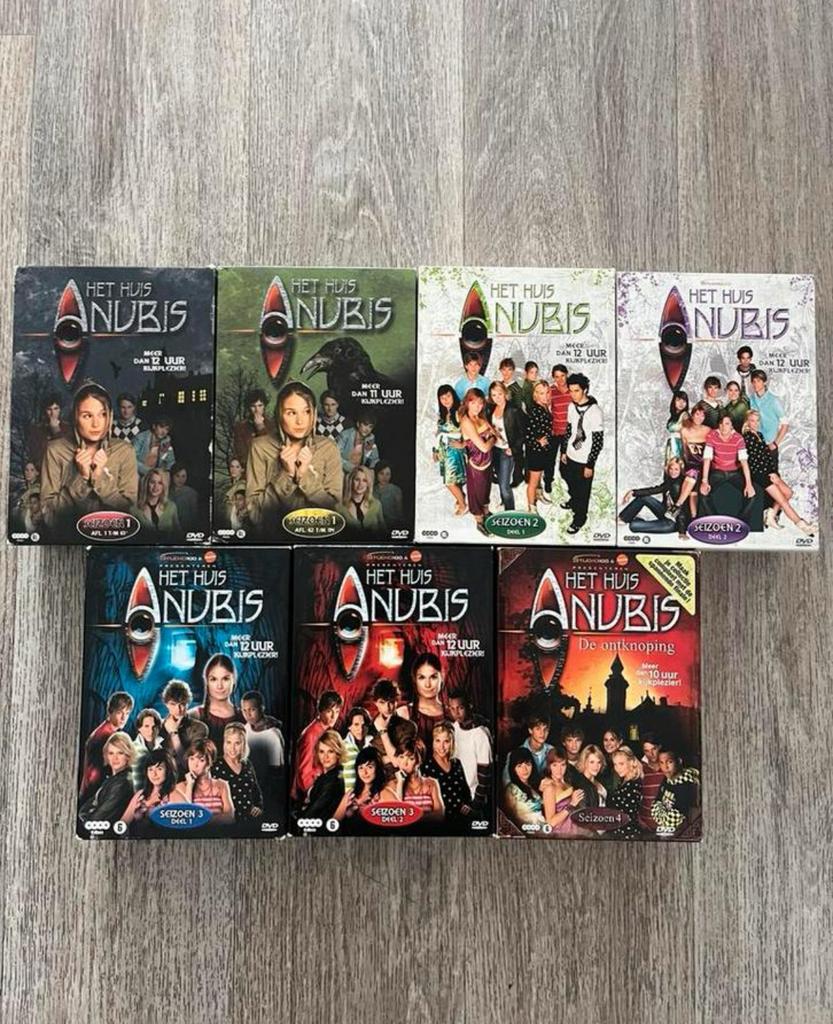 Het huis Anubis - Seizoen 1 t/m 4 dvd’s, Enlèvement ou Envoi, Comme neuf