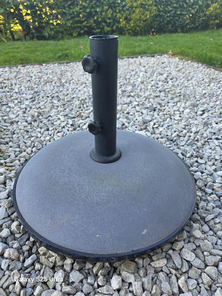 PIED DE PARASOL SUR ROULETTES / ALINÉA - BÉTON GRIS - 30 KG, Jardin & Terrasse, Enlèvement, Utilisé, Autres types
