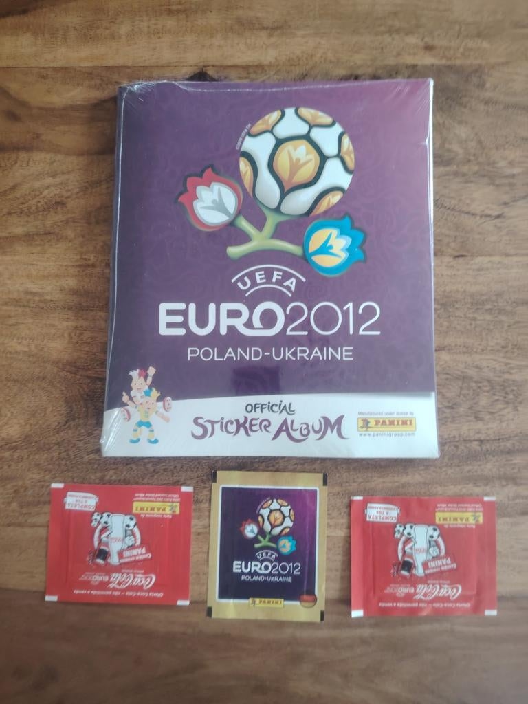 Set full panini Euro 2012 scellé usine +pochettes, Verzamelen, Verzenden
