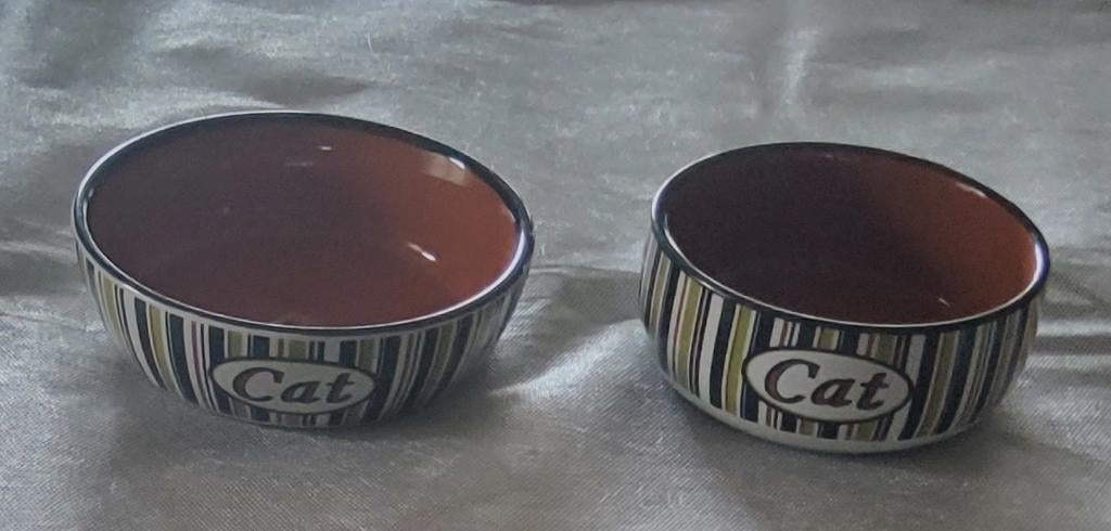 2 bols à nourriture en céramique et tapis pour chat, Enlèvement