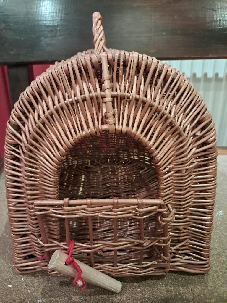 Rieten transportkooi met sluiting voor dieren., Dieren en Toebehoren, Transportboxen, Nieuw, Ophalen