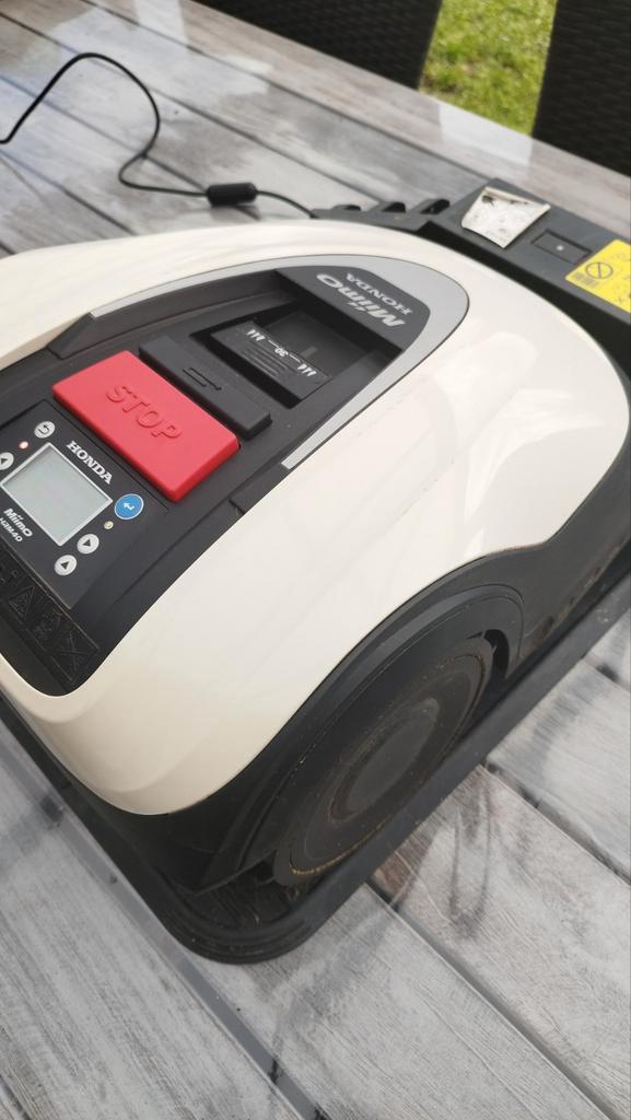 Robotmaaier Honda Miimo2024, Tuin en Terras, Robotmaaiers, Ophalen