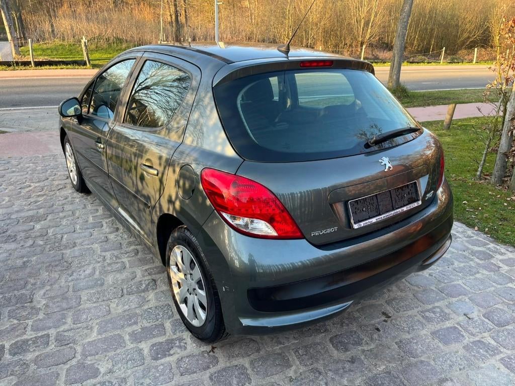 Peugeot 207 1.4 HDI / 180.693 km, Auto's, Voorwielaandrijving, Stof, 50 kW, 4 cilinders