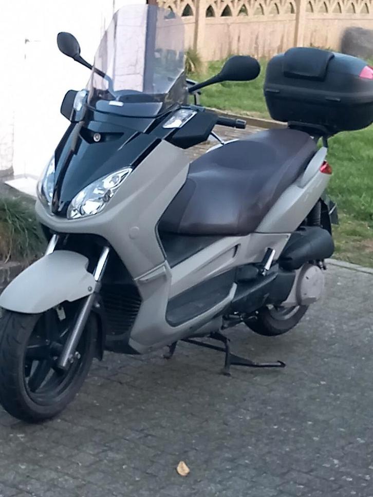Yamaha XMAX 250i #23500km#2008 # geen tax# extreem zuinig, Motos, Motos | Honda, Particulier, Scooter, Enlèvement