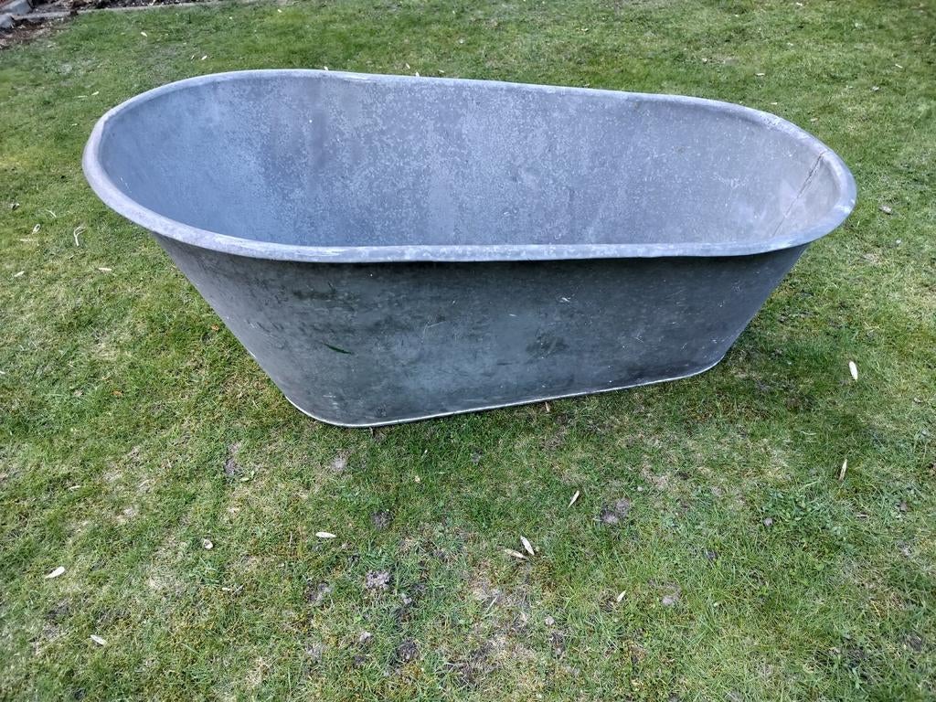 Prachtige grote zinken bak, Ophalen