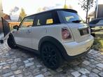MINI One 1.6i COOPER , zeer mooi , Klima ,Alu 17"Half Leder, 90 kW, 122 pk, Zwart, Beige