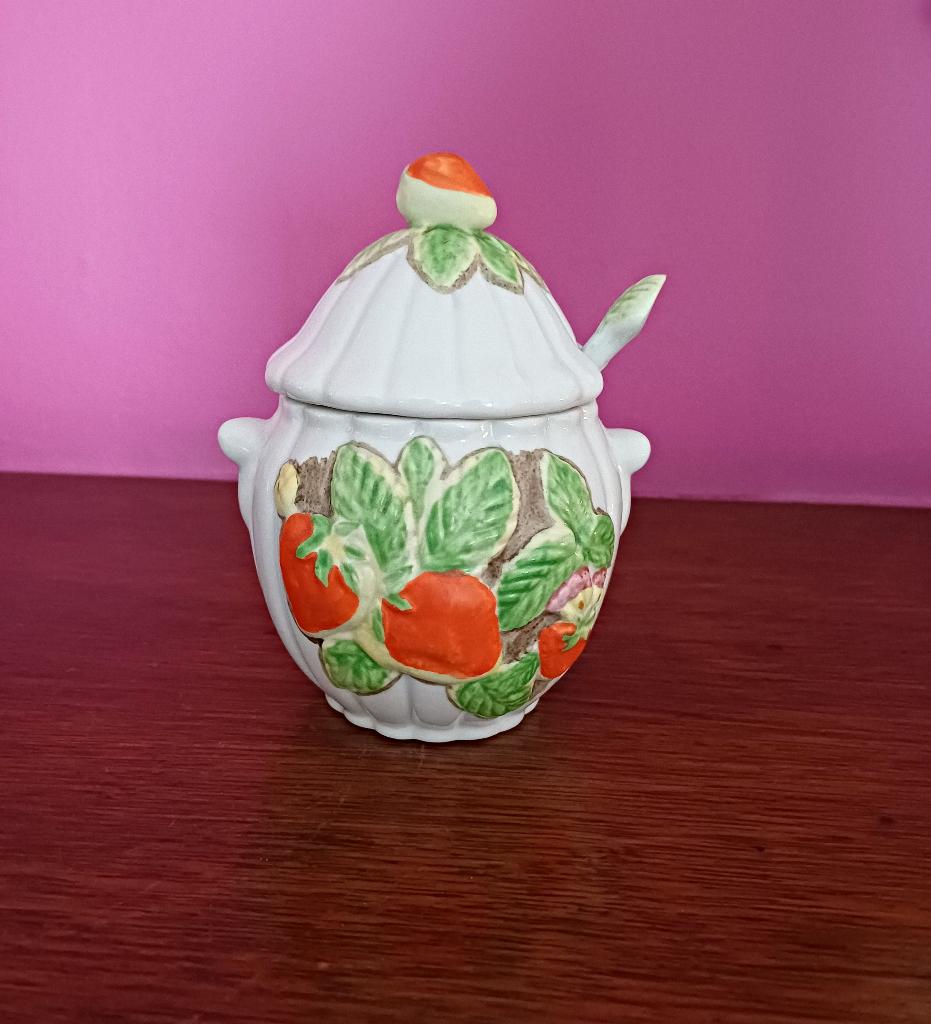 Vintage aardbei jampot suikerpot keramiek Barbotine lepeltje, Antiek en Kunst, Ophalen of Verzenden