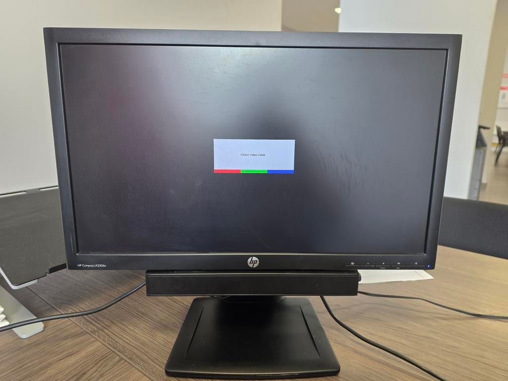 Hp compaq la2306x, Ophalen