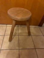 taboure met 3 poten in hout, Ophalen, Hout