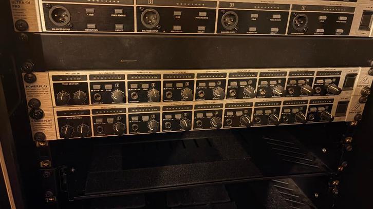 Behringer Powerplay x2, Audio, Tv en Foto, Professionele apparaten, Gebruikt, Audio, Ophalen of Verzenden