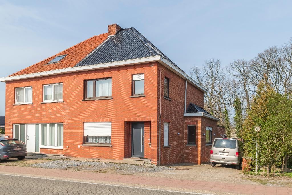 Gerenoveerde gezinswoning met ruimte voor eigen invulling, Immo, Maisons à vendre, Beverlo, 327 kWh/m²/an, Province de Limbourg