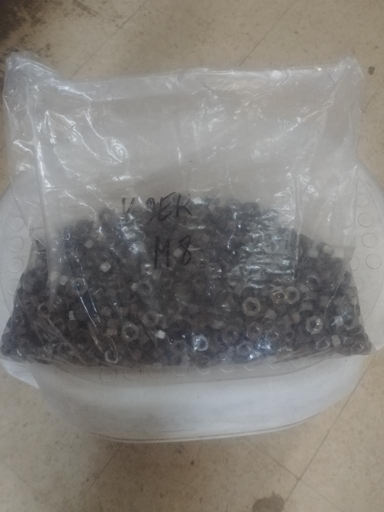 moeren, Bricolage & Construction, Quincaillerie & Fixations, Enlèvement, Neuf, Boulons ou Écrous