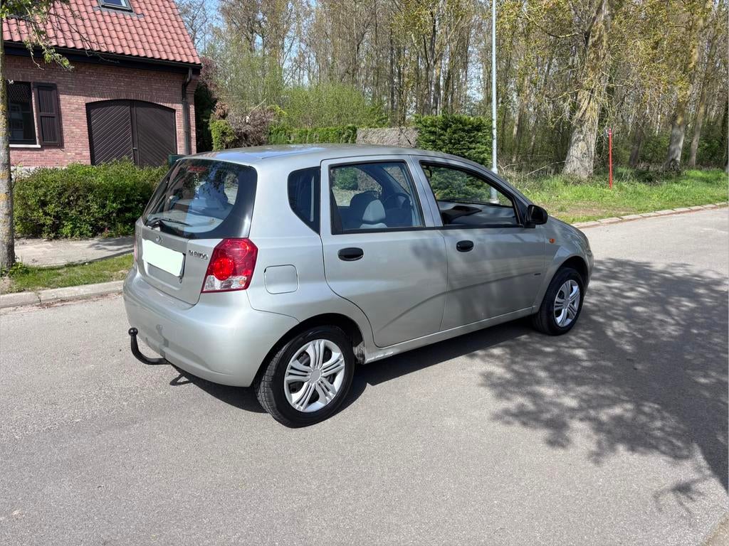 Deawoo kalos 1.4i Benzine Gekeurd voor verkoop 0487383935, Autos, Daewoo, Achat, Attache-remorque, Kalos, 5 places