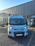 LMC INNOVAN 600 DD editie, Caravanes & Camping, Camping-cars, 5 à 6 mètres, Douche, Diesel, Automatique