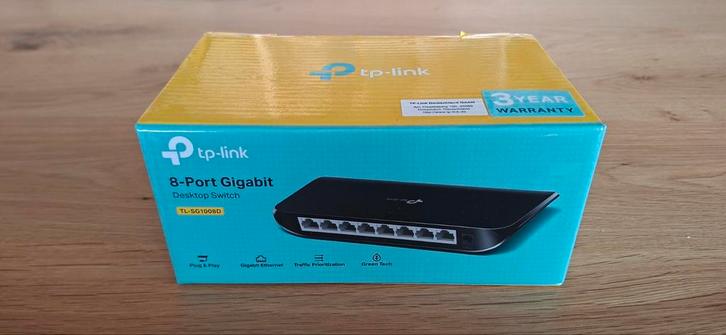 TP-Link TL-SG1008D, Computers en Software, Netwerk switches, Ophalen of Verzenden