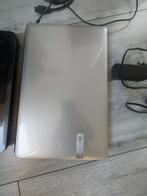 Vend 2 pc pour pièces  ou a réparer