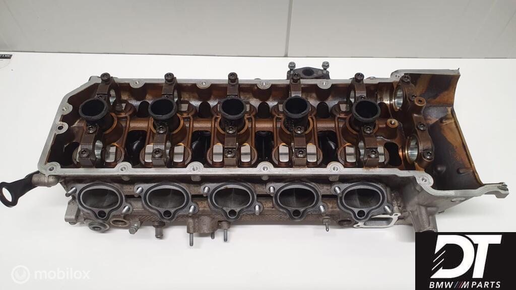 Cilinderkop cil. 6-10 BMW M5 E60 S85 V10 S85B50 11127833881, Enlèvement ou Envoi, Utilisé, BMW, BMW