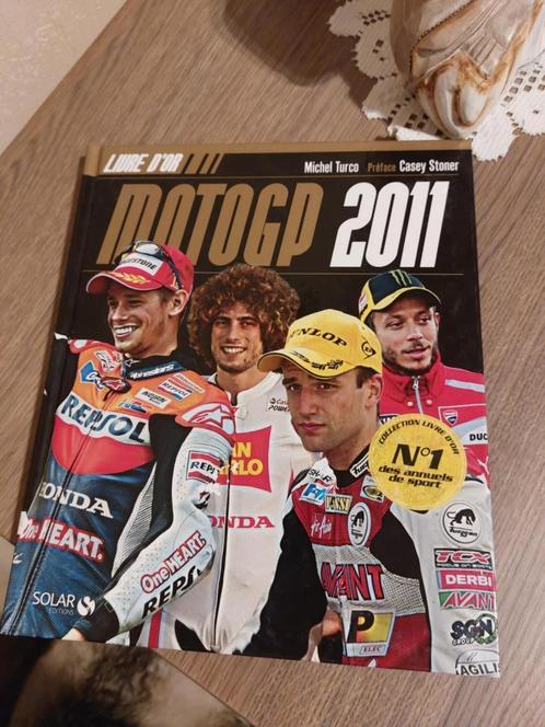 Livre d'or de la MotoGP 2011 / Michel Turco, Boeken, Sportboeken, Zo goed als nieuw, Overige sporten, Verzenden