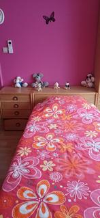 Bed met opberglade en nachtkastje, Kinderen en Baby's, Kinderkamer | Bedden, Ophalen, Zo goed als nieuw, Lattenbodem