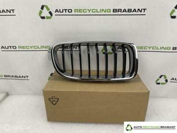 Grill Rechts BMW 3 Serie F30 F31 LCI NIEUW ORIG 51137260498 beschikbaar voor biedingen